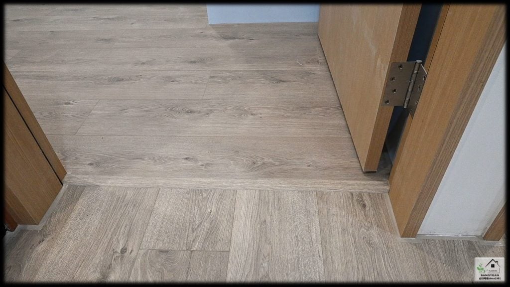 Moraine Natural OaK 晨光橡木350