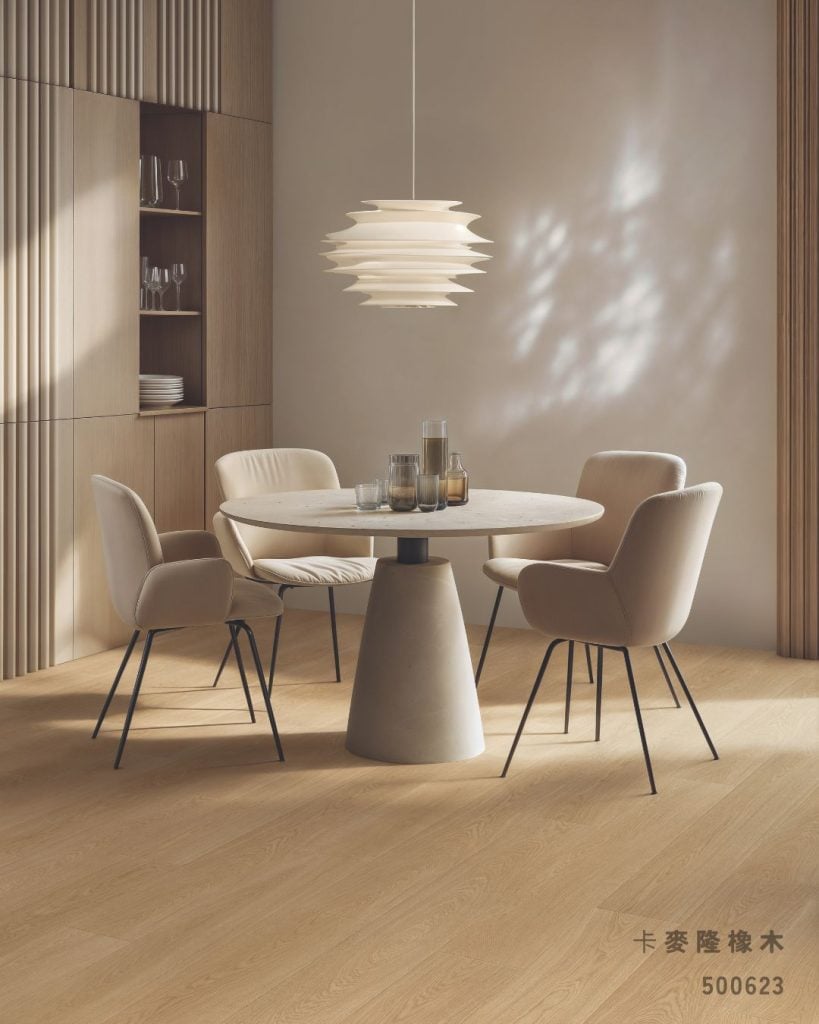 超耐磨地板鋪設於客廳